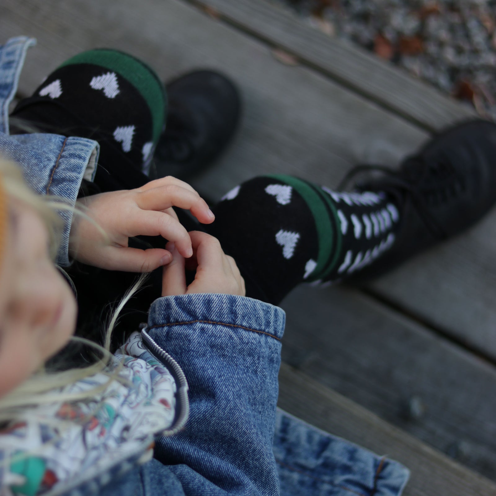 Hearty green tights