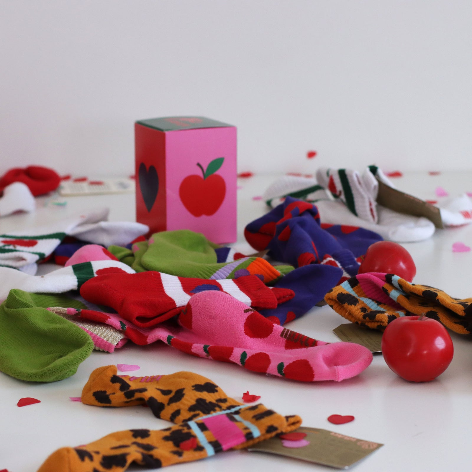 Hearty apple box small