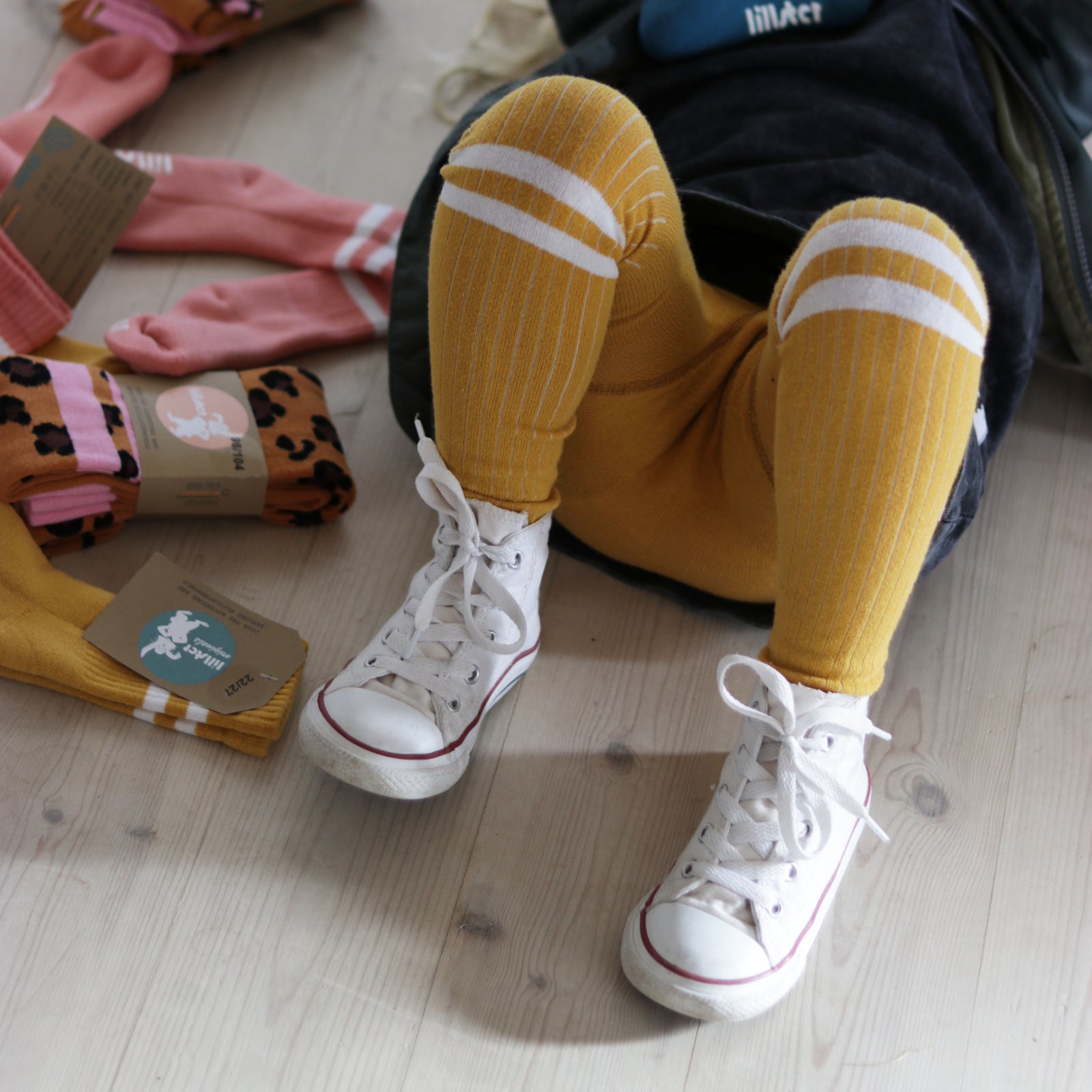 Lion tights