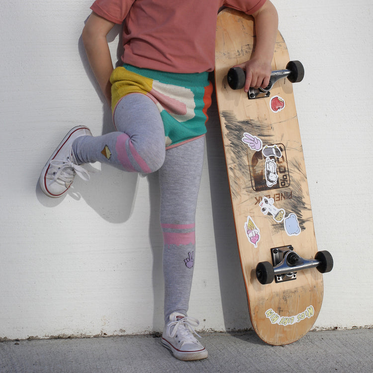 Peace out tights